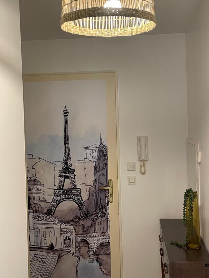 Maison Agreable Et Spacieuse Aux Portes De Paris Et Du Metro サン・トゥアン エクステリア 写真